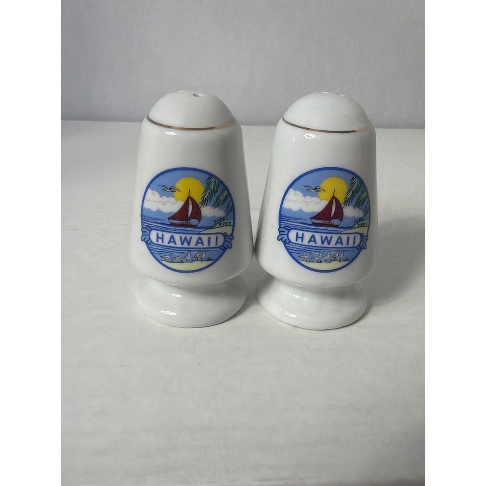 Vintage Hawaii Souvenir Salt and Pepper Shakers Ceramic Sailboat Gold Trim Set